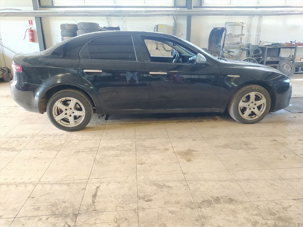 ALFA ROMEO 159 (939) 1.9 JTDM 8V - Bontódik, minden alkatrésze eladó! (939A1000) 7. kép