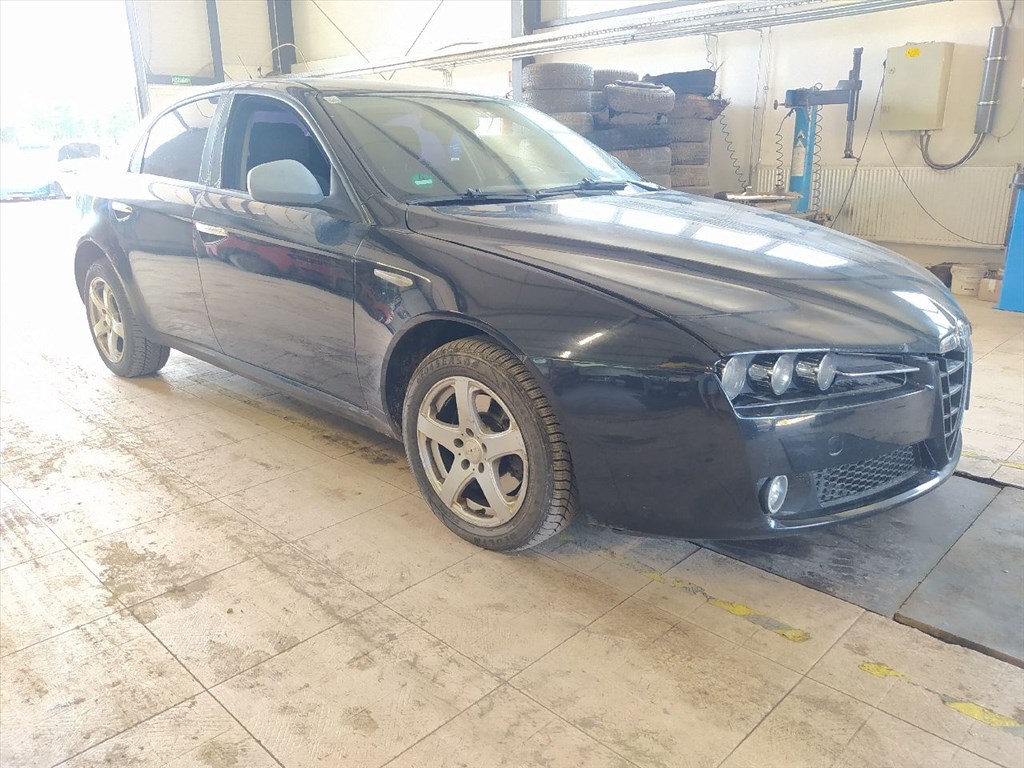 ALFA ROMEO 159 (939) 1.9 JTDM 8V - Bontódik, minden alkatrésze eladó! (939A1000) 8. kép