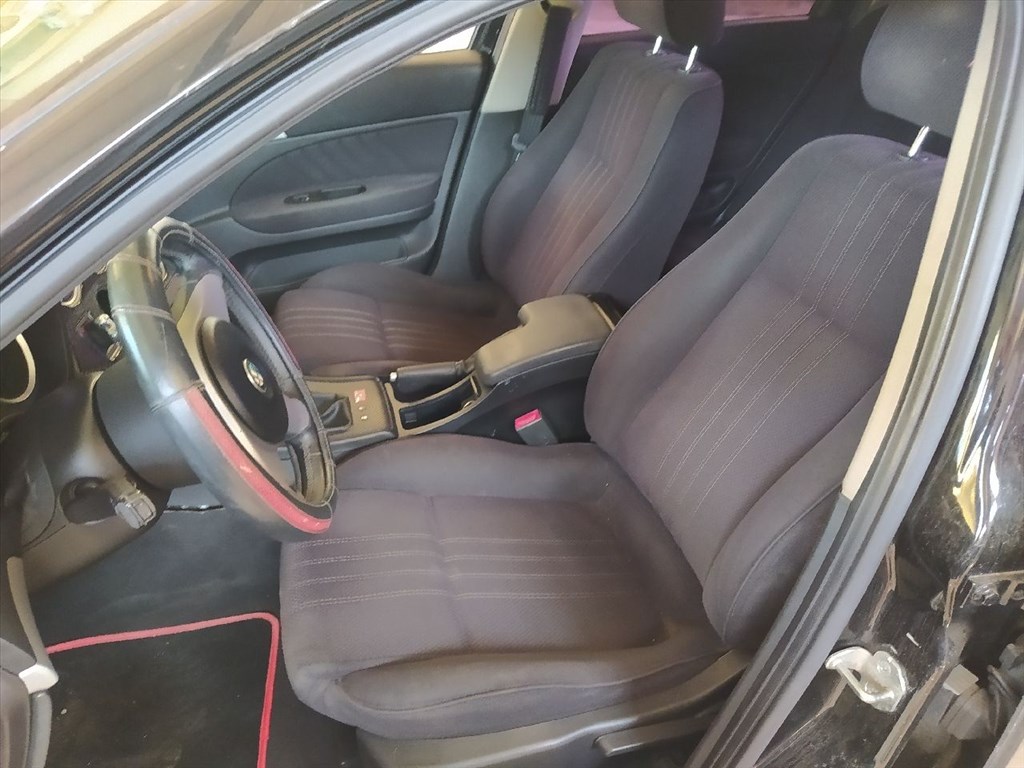 ALFA ROMEO 159 (939) 1.9 JTDM 8V - Bontódik, minden alkatrésze eladó! (939A1000) 11. kép