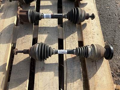 Volkswagen Tiguan I Bal féltengely  5n0407763a