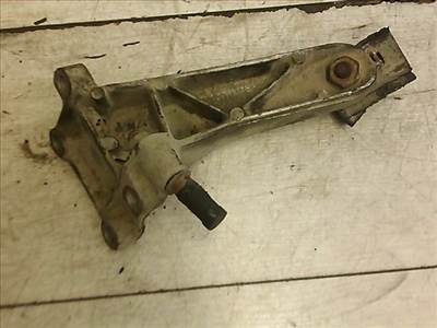 BMW E30 81-94 Motortartó bak