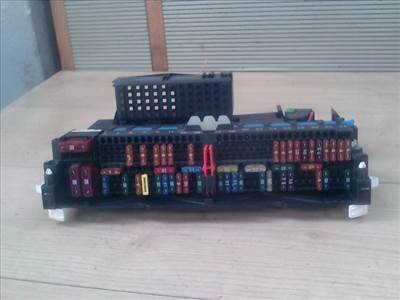 BMW E46 98-05 Biztosítéktábla BCM BSI BSM SAM GEM modul Utastér