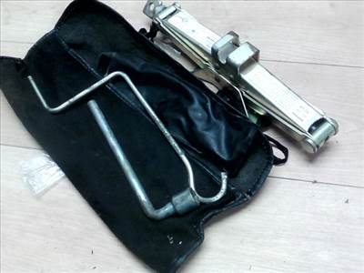 DAEWOO MATIZ 01-05 Szerszámkészlet