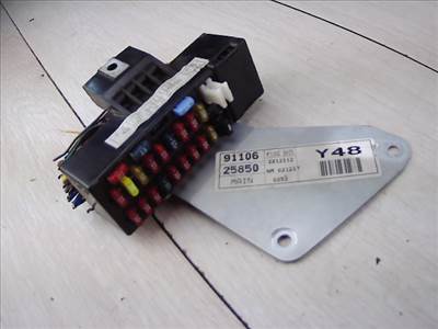 HYUNDAI Accent 00-03 Biztosítéktábla BCM BSI BSM SAM GEM modul 