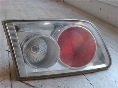 MAZDA 6 02-05 Bal belső hátsó lámpa