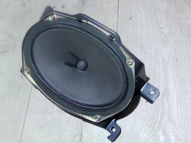 MAZDA MPV 99-05 Jobb hátsó hangszóró 1. kép