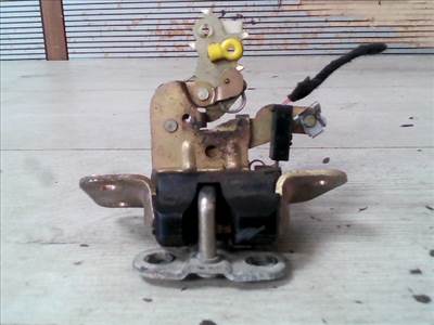 MITSUBISHI Space Star 2000.09.01-2004.12.03 Csomagtérajtó zárszerkezet