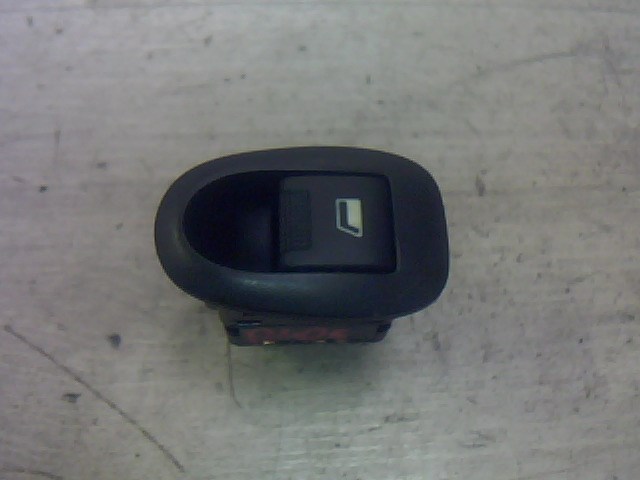 PEUGEOT 406 Jobb hátsó ablakemelő kapcsoló 1. kép