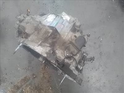 RENAULT SAFRANE Sebességváltó. benzines manuális