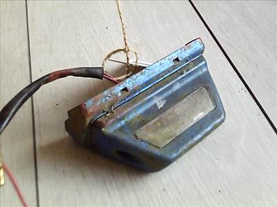 SUBARU LIBERO Rendszám világítás