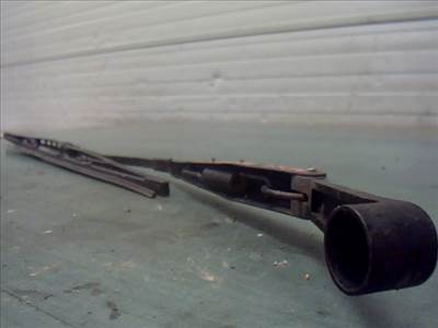 SUZUKI SWIFT 89-96 Ablaktörlő kar bal első