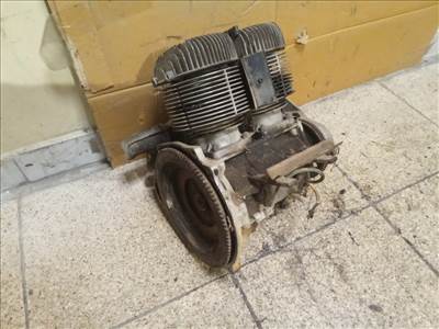 TRABANT 601 Motor. benzin fűzött blokk hengerfejjel