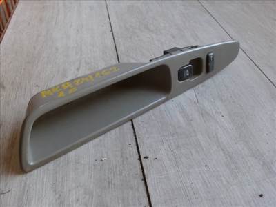 VOLVO V40 Jobb első ablakemelő kapcsoló