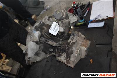 Opel Agila 1.2B Z12XEP motorról F13C374 kódú váltó (21.)