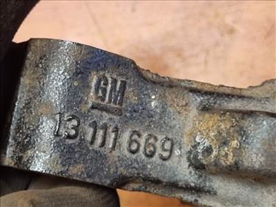 OPEL ASTRA H Bal első Csonkállvány