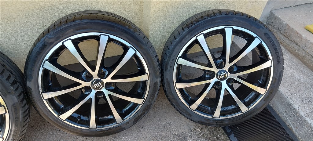  5x100 lyukosztású 18" újszerű RC alufelni, rajta 225/40 használt Hankook nyári gumi gumi  3. kép