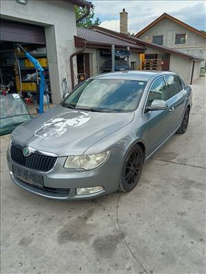 Skoda Superb II bontott alkatrészei