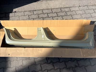 Suzuki Swift jobb küszöb 