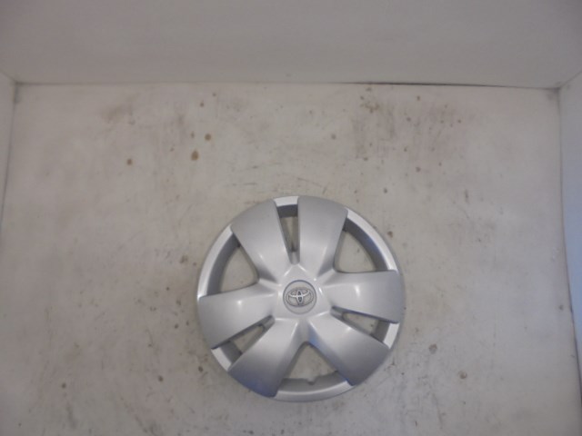    R14 TOYOTA dísztárcsa 1. kép