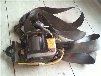 KIA CARENS 01-06 Jobb első biztonsági öv