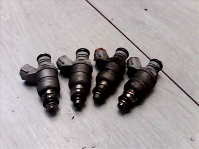 MITSUBISHI COLT 04.04-08.09 Injektor befecskendező hengerenkénti