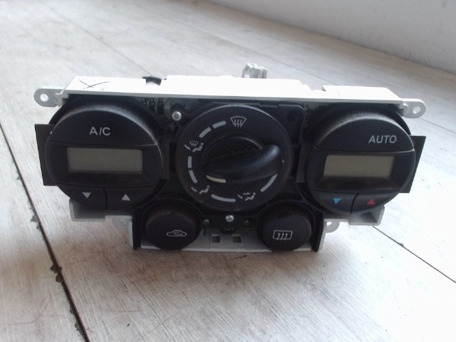 NISSAN Primera  P11 1999.10.01-2002.02.28 Fűtés vezérlő panel 1. kép