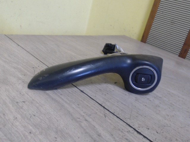 RENAULT LAGUNA 00-05 Jobb első ablakemelő kapcsoló 1. kép