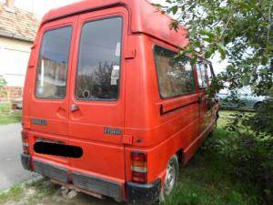 RENAULT TRAFIC -94 Bal hátsó belső kilincs