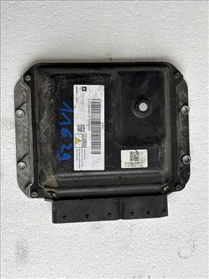 opel astra j 2009-2015 motorvezérlő     a17dtr 55579443