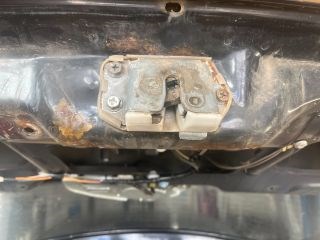 SUZUKI SWIFT III (MZ, EZ) Csomagtérajtó (Üres lemez) 11. kép