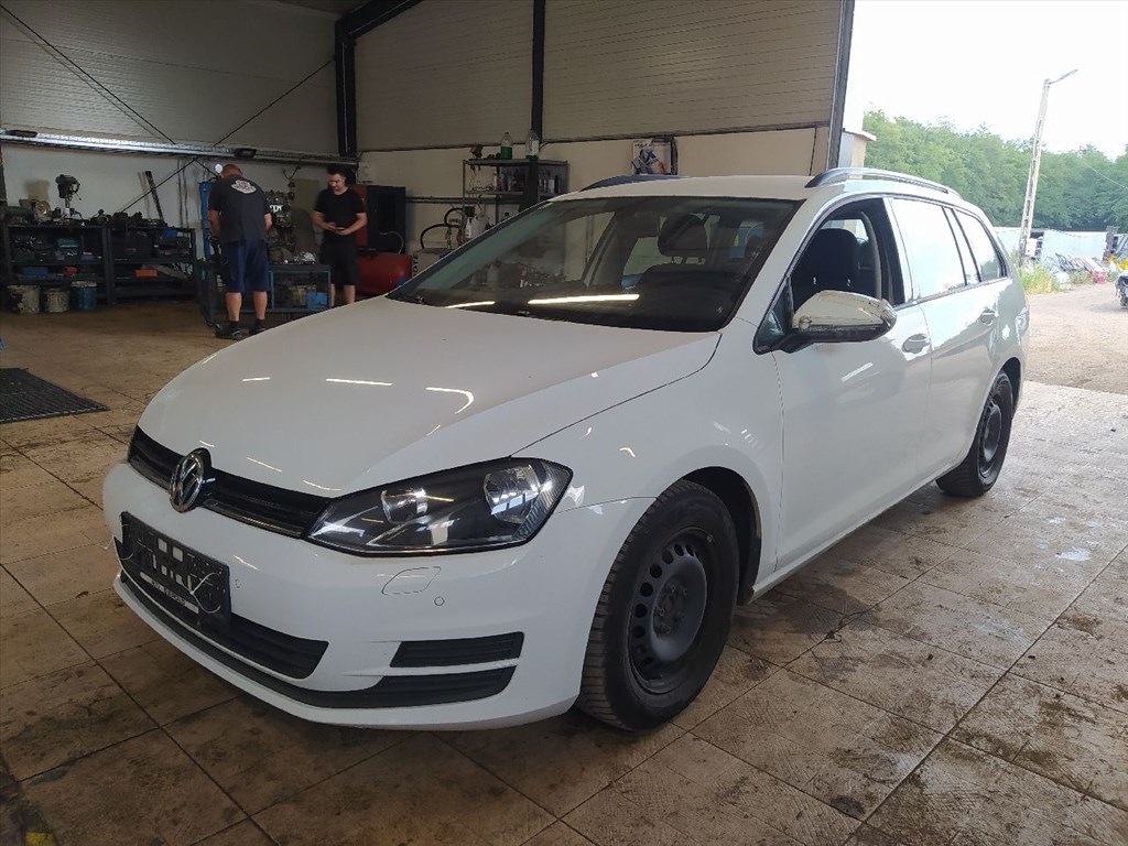 Volkswagen Golf VII - Bontódik, minden alkatrésze eladó! (CHL , Fehér/LC9A) 2. kép