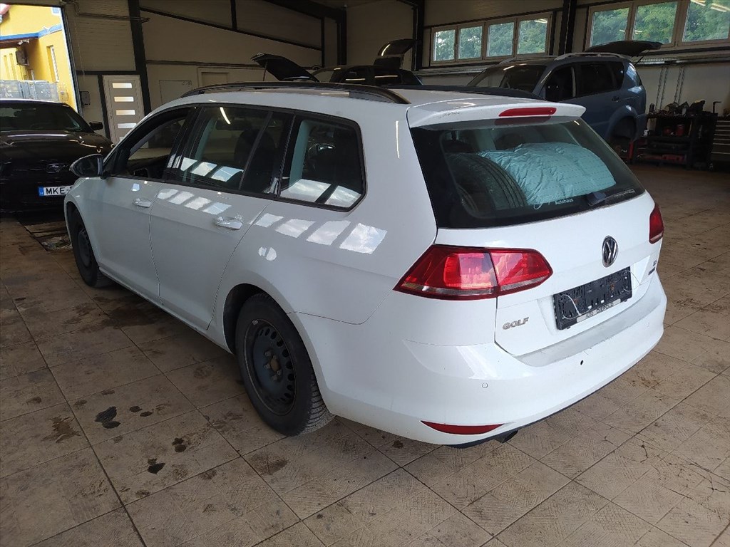 Volkswagen Golf VII - Bontódik, minden alkatrésze eladó! (CHL , Fehér/LC9A) 4. kép