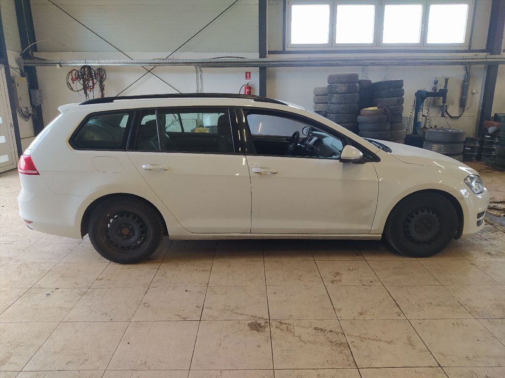 Volkswagen Golf VII - Bontódik, minden alkatrésze eladó! (CHL , Fehér/LC9A) 7. kép