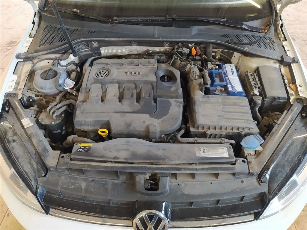 Volkswagen Golf VII - Bontódik, minden alkatrésze eladó! (CHL , Fehér/LC9A) 13. kép