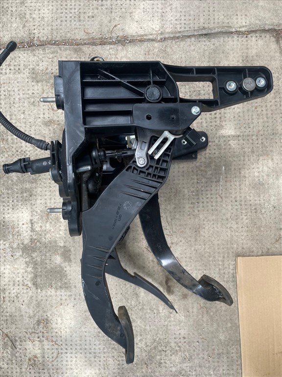 Opel Astra J  Gyári Bontott Alkatrészei Eladó 1.7 CDTi A17DTS 74. kép