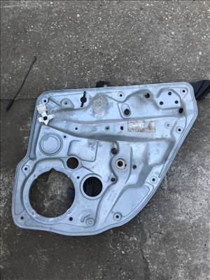 Volkswagen Golf IV hátsó ablakemelő szerkezet / jobb