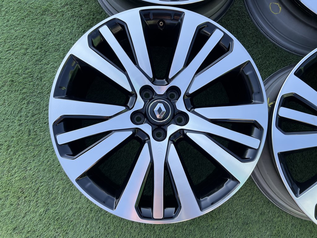 5x114.3 19" Renault gyári alufelni + TPMS szenzor 7Jx19h2 ET40 2. kép