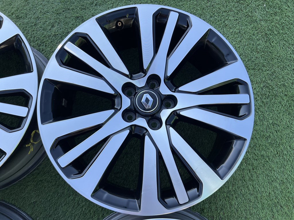 5x114.3 19" Renault gyári alufelni + TPMS szenzor 7Jx19h2 ET40 4. kép
