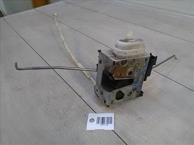 AUDI A4 98-01 Jobb első ajtó zárszerkezet központizáras