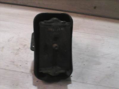 KIA K2700 Motortartó bak