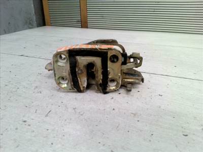 MAZDA 121 90.12.01-96.02.28 Jobb hátsó ajtó zárszerkezet központi záras