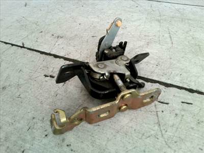 MAZDA DEMIO 98.08-00.05 Csomagtérajtó zárszerkezet