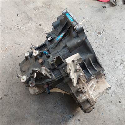 MAZDA MPV 99-05 Sebességváltó, dízel manuális