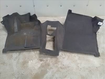 RENAULT GRAND ESPACE 02.11.01-06.02.28 ELSŐ ÜLÉSEK ELŐTTI SZŐNYEG