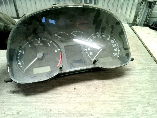 SKODA OCTAVIA 00-04 Kilóméteróra 1. kép