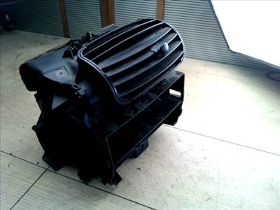 SMART ForTwo Középső szellőző