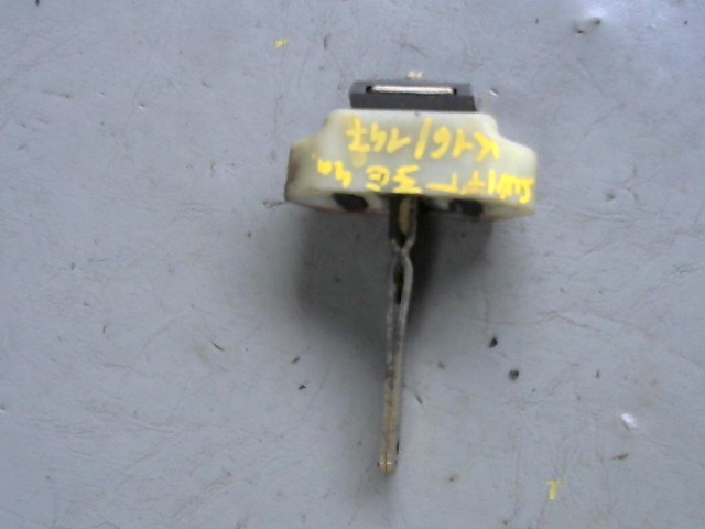 SUZUKI SWIFT 96-05 Jobb első ajtóhatároló  1. kép