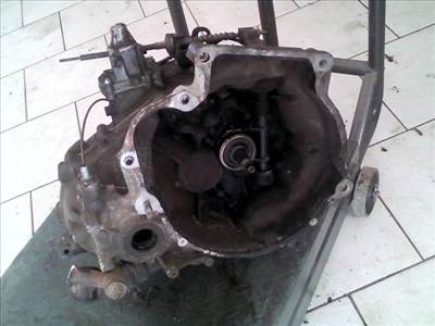 SUZUKI SWIFT 96-05 Sebességváltó. benzines manuális