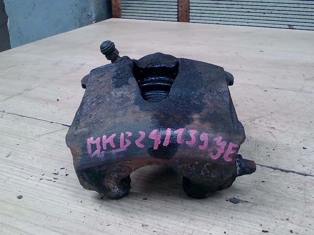 VOLKSWAGEN Golf V. 2003.10 - 2008.09 Jobb első féknyereg munkahengerrel 1. kép