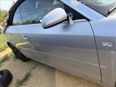 Audi A4 (B6/B7) Cabriolet 3.0 Jobb első ajtó 